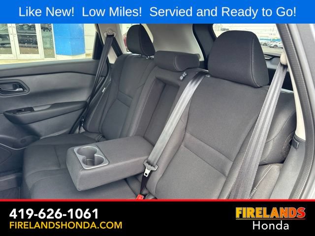 Used 2025 Nissan Rogue S FWD image 25