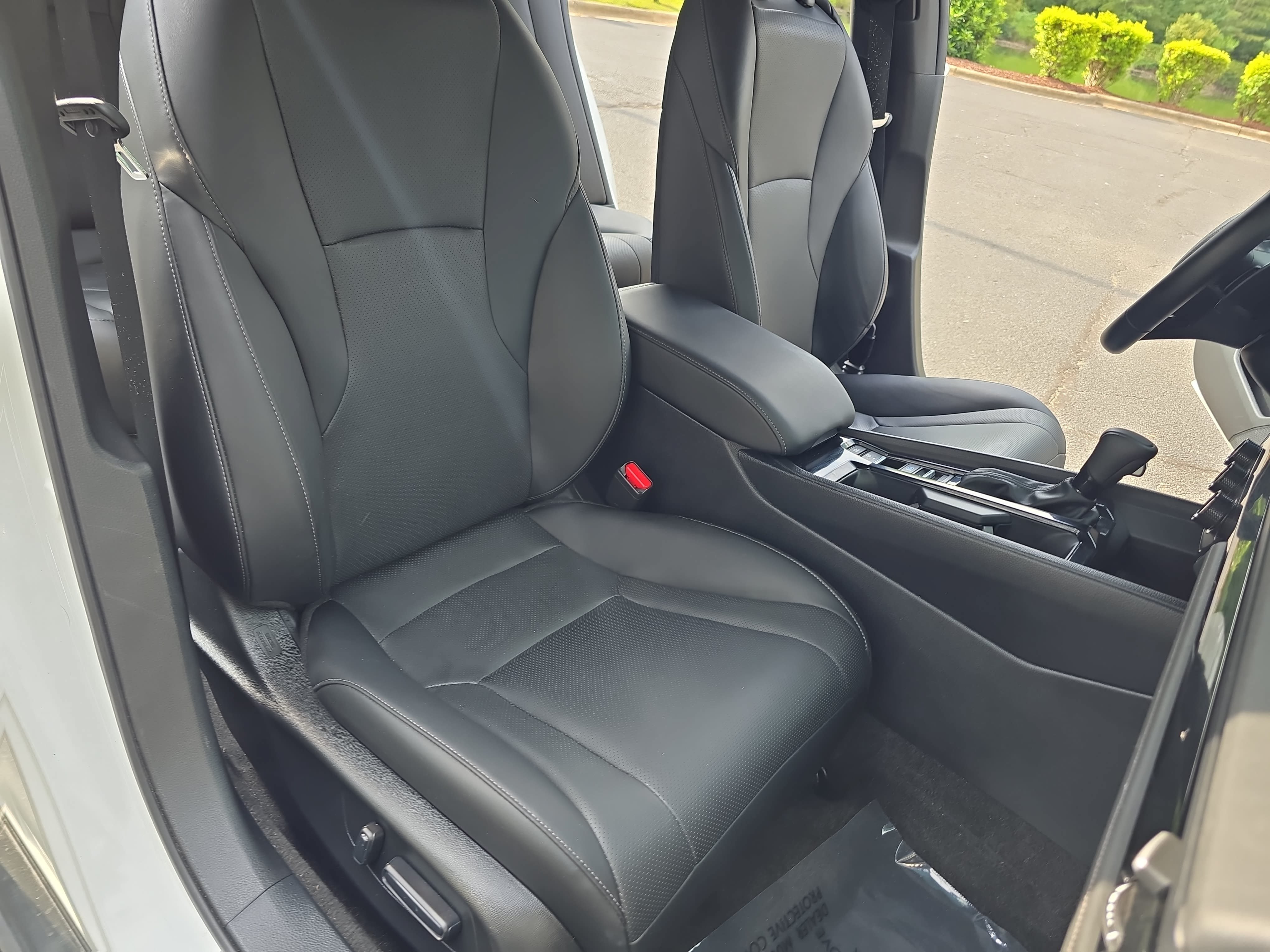 Used 2024 Honda Accord Sport image 10
