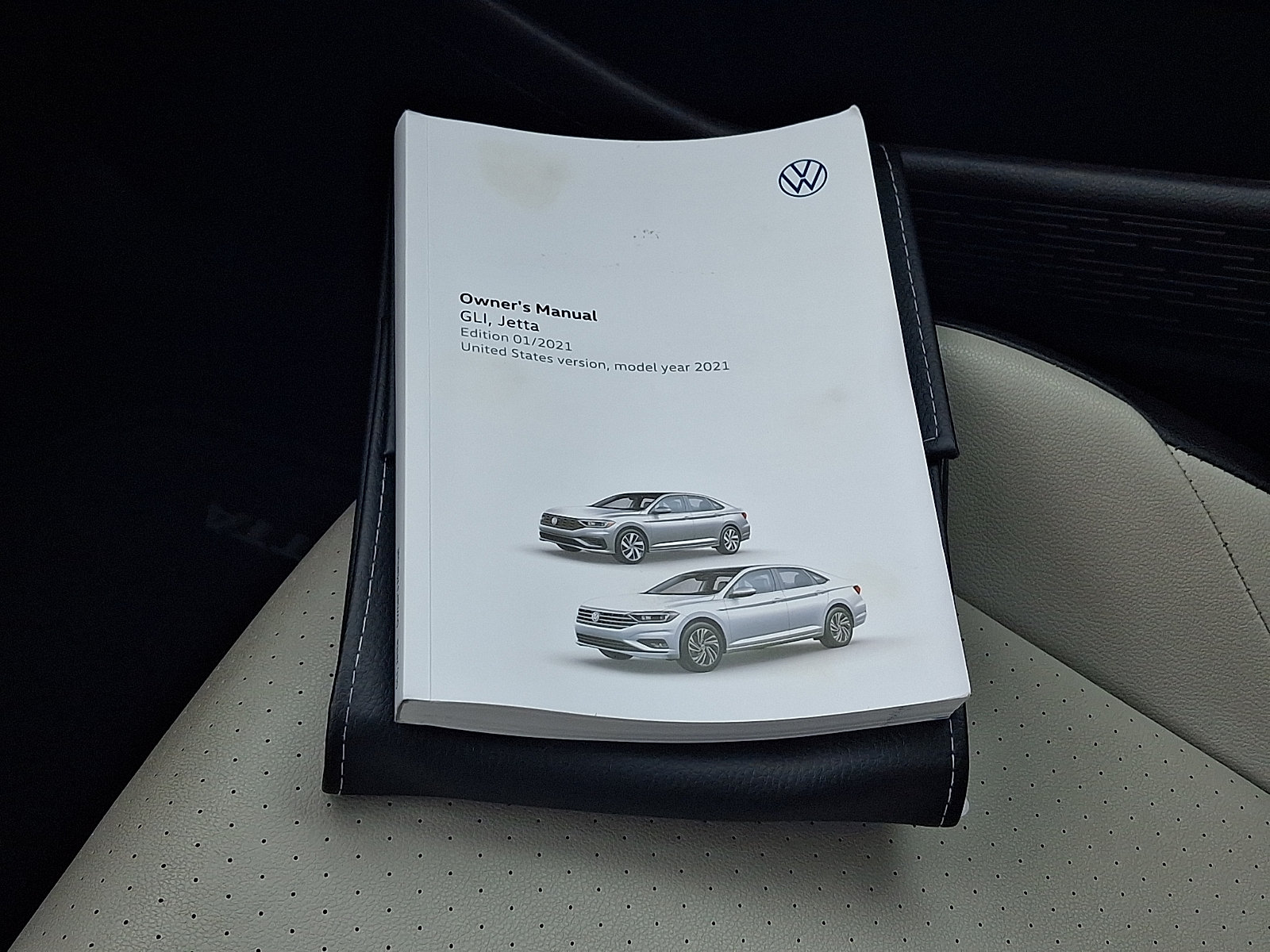 Used 2021 Volkswagen Jetta R-Line FWD image 25
