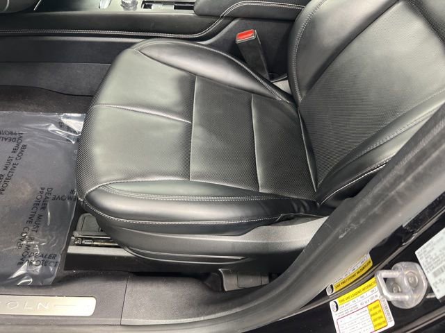 Certified 2023 Lincoln Corsair AWD w/ Equipment Group 101A image 16