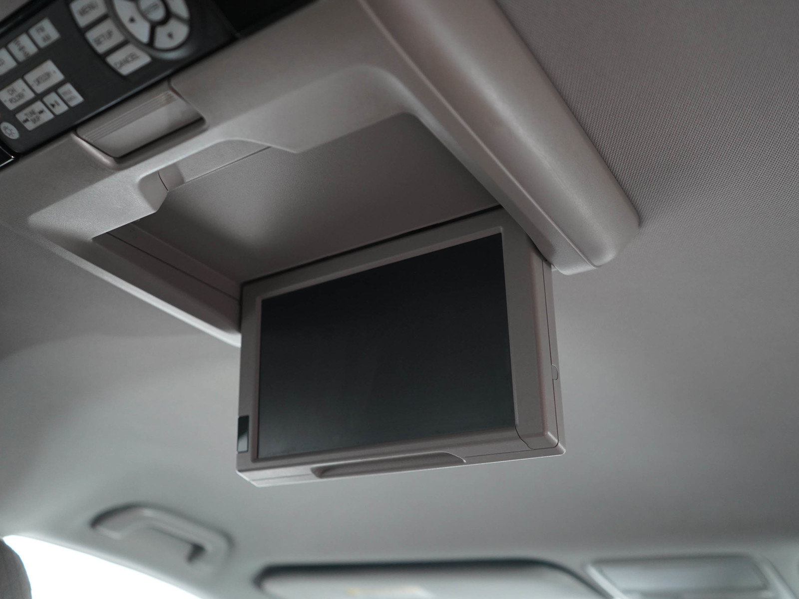 Used 2016 Honda Odyssey SE image 17