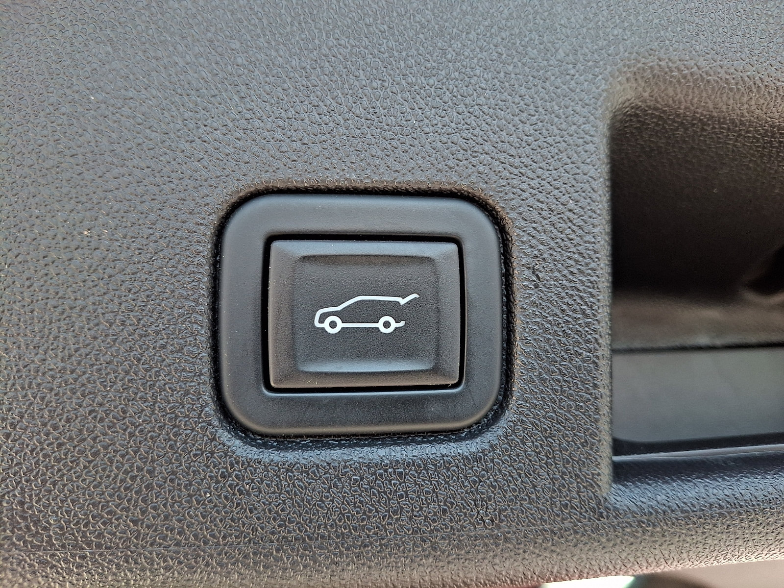 Certified 2023 Chevrolet Equinox RS AWD/4WD image 29
