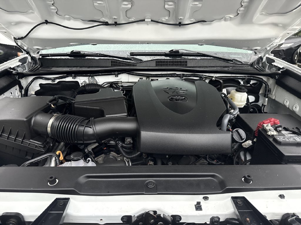 Used 2023 Toyota Tacoma SR AWD/4WD image 17