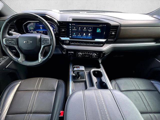 Used 2024 Chevrolet Silverado 1500 High Country w/ Midnight Edition image 16