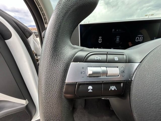 Used 2025 Hyundai Tucson SEL AWD/4WD image 14