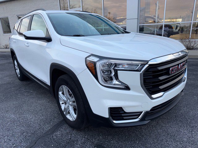 Used 2023 GMC Terrain SLE w/ Driver Convenience Package