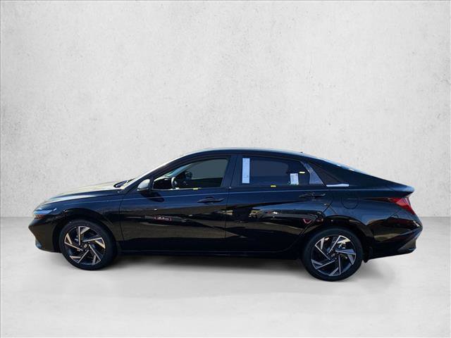 New 2026 Hyundai Elantra Limited image 5