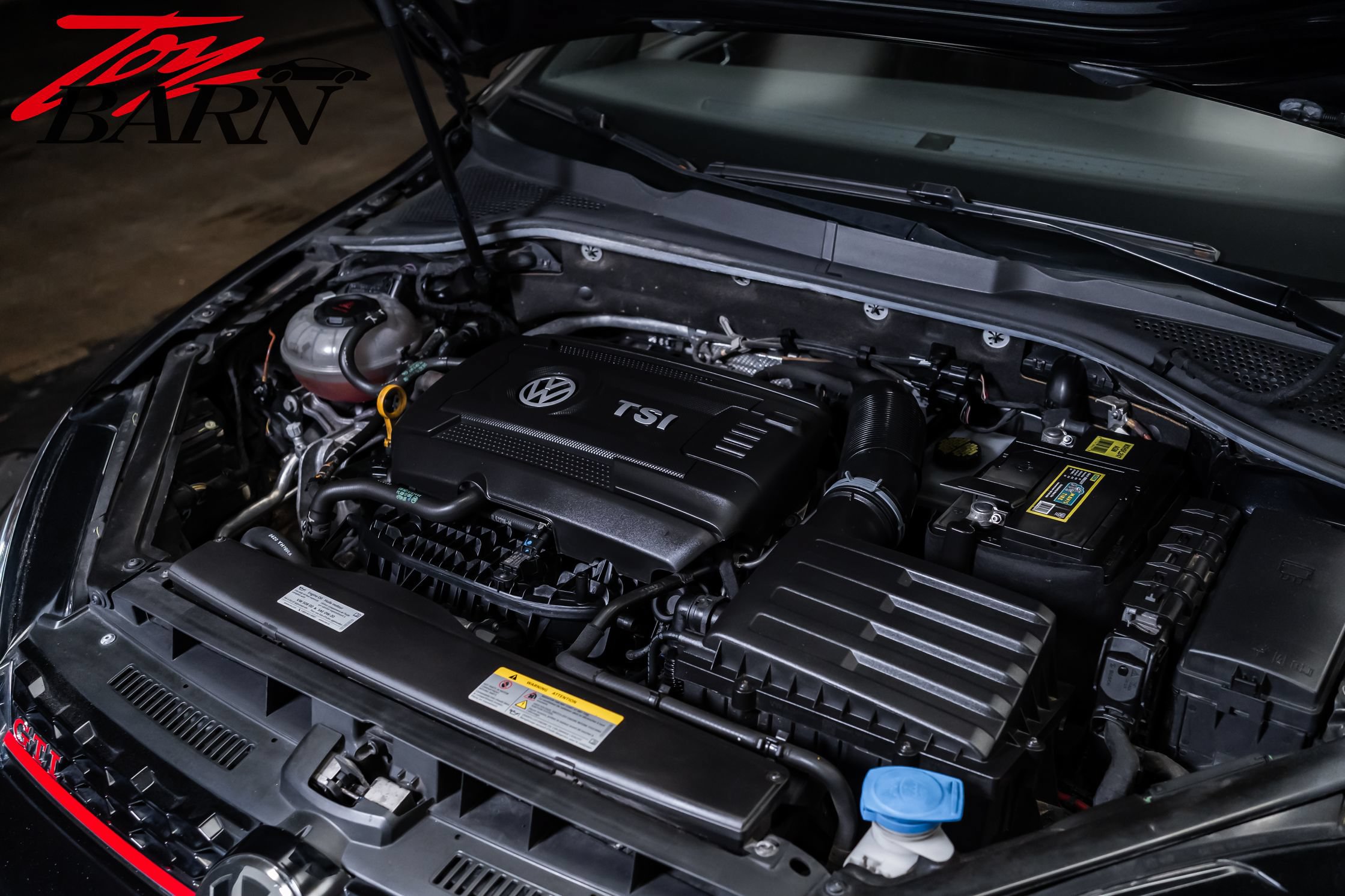 Used 2021 Volkswagen GTI S FWD image 40