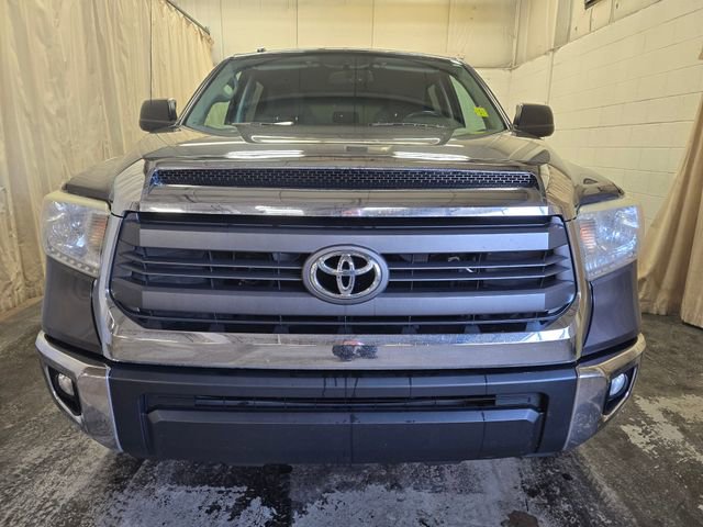 Used 2014 Toyota Tundra SR5 w/ SR5 Upgrade Package image 3