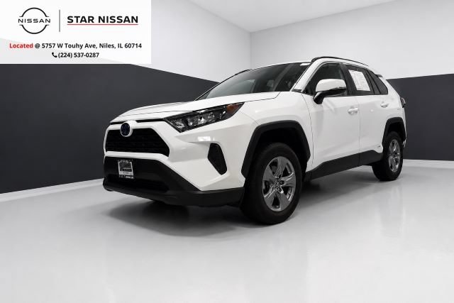 Used 2022 Toyota RAV4 LE AWD/4WD image 1
