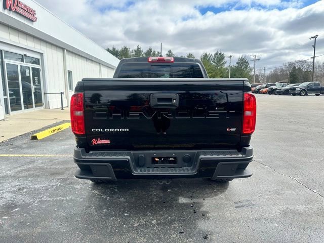 Used 2022 Chevrolet Colorado Z71 w/ Z71 Midnight Edition image 4