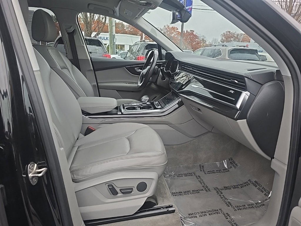 Used 2023 Audi Q7 3.0T Premium Plus image 10