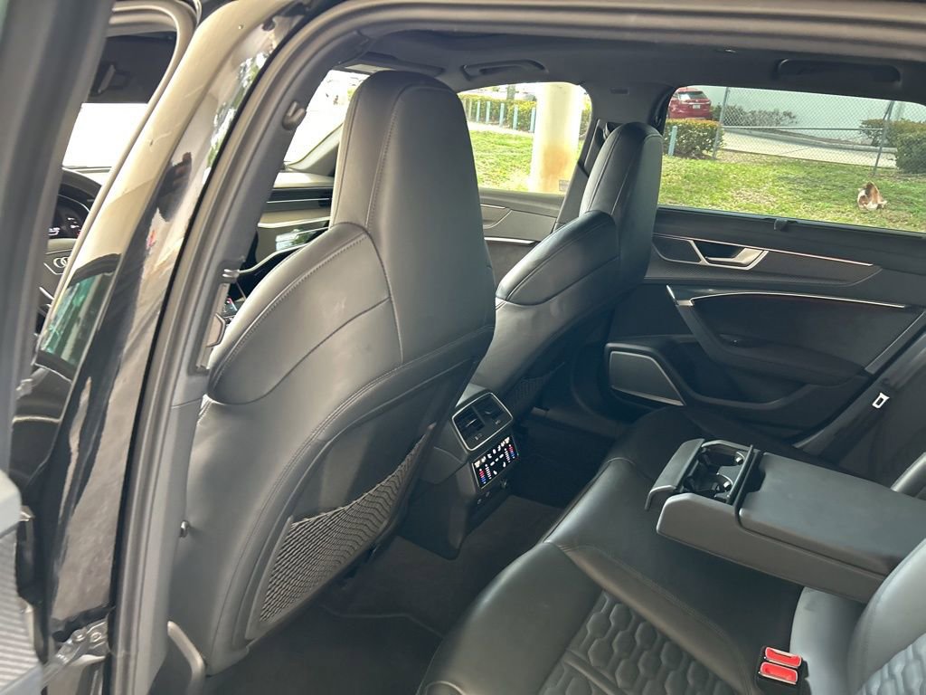 Used 2022 Audi RS 6 w/ Carbon Optic Package image 17