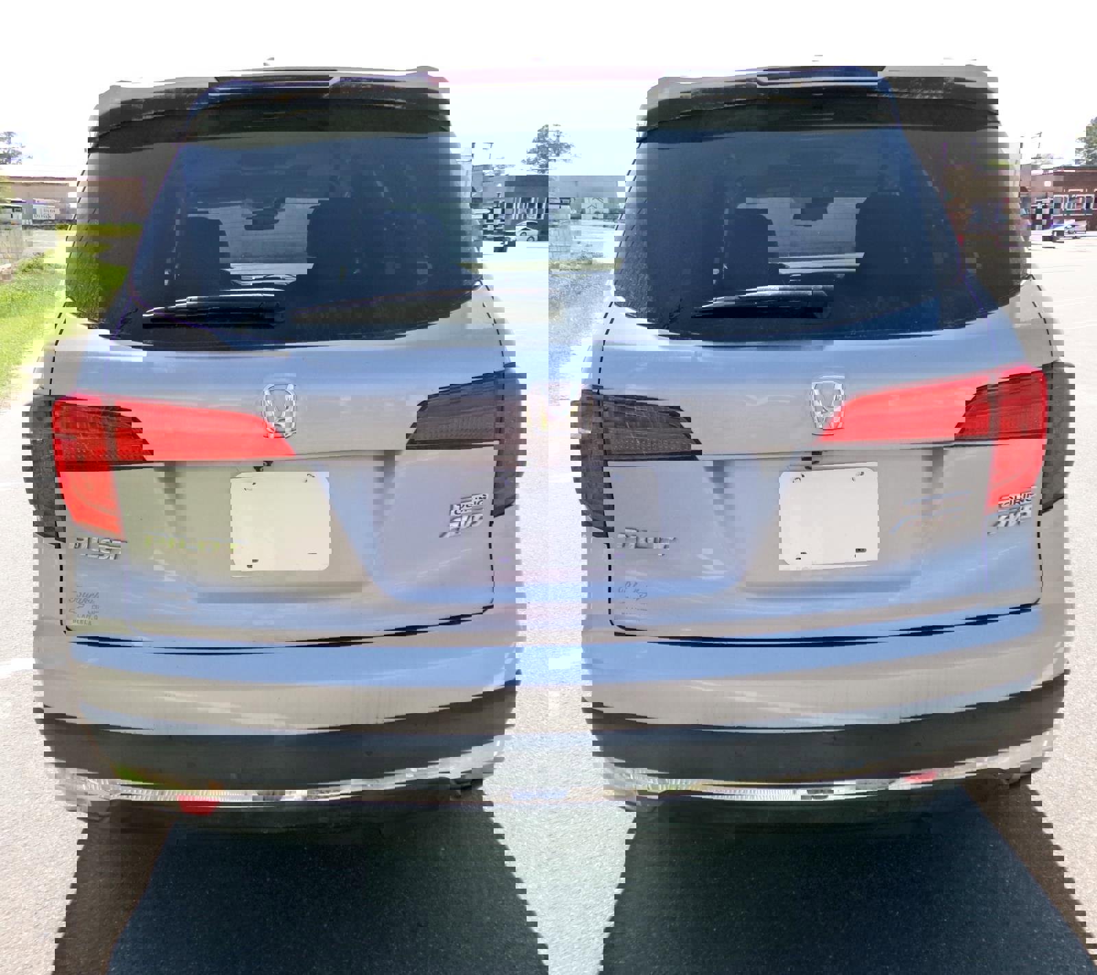 Used 2016 Honda Pilot Touring image 3