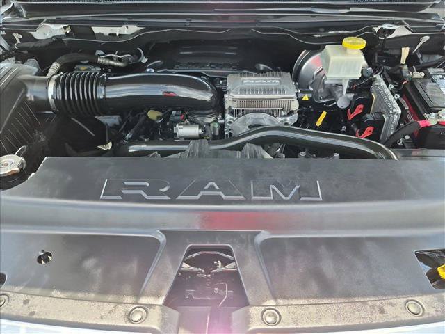 Used 2020 RAM 1500 Laramie AWD/4WD image 23