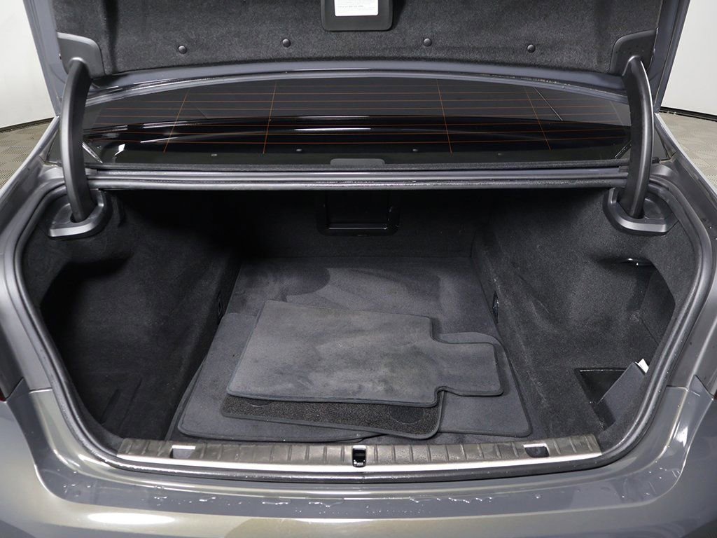 Used 2021 BMW 740i xDrive w/ Premium Package image 21