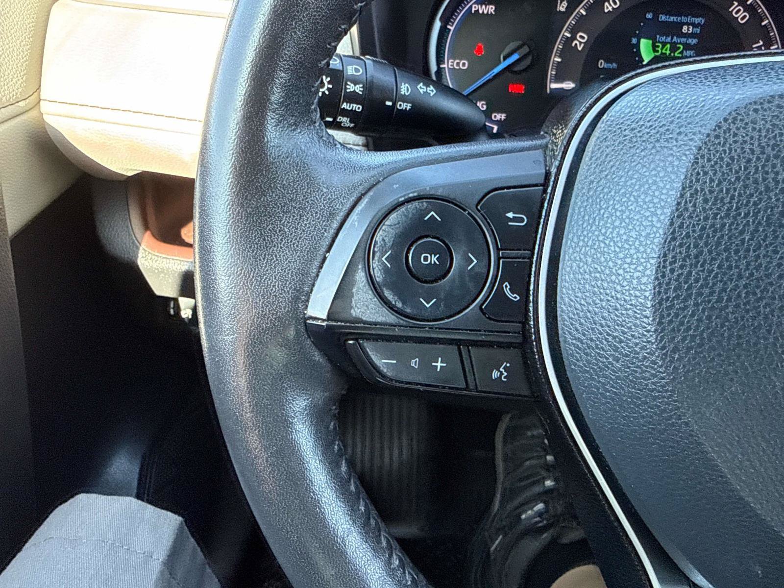 Used 2021 Toyota RAV4 Limited AWD/4WD image 24