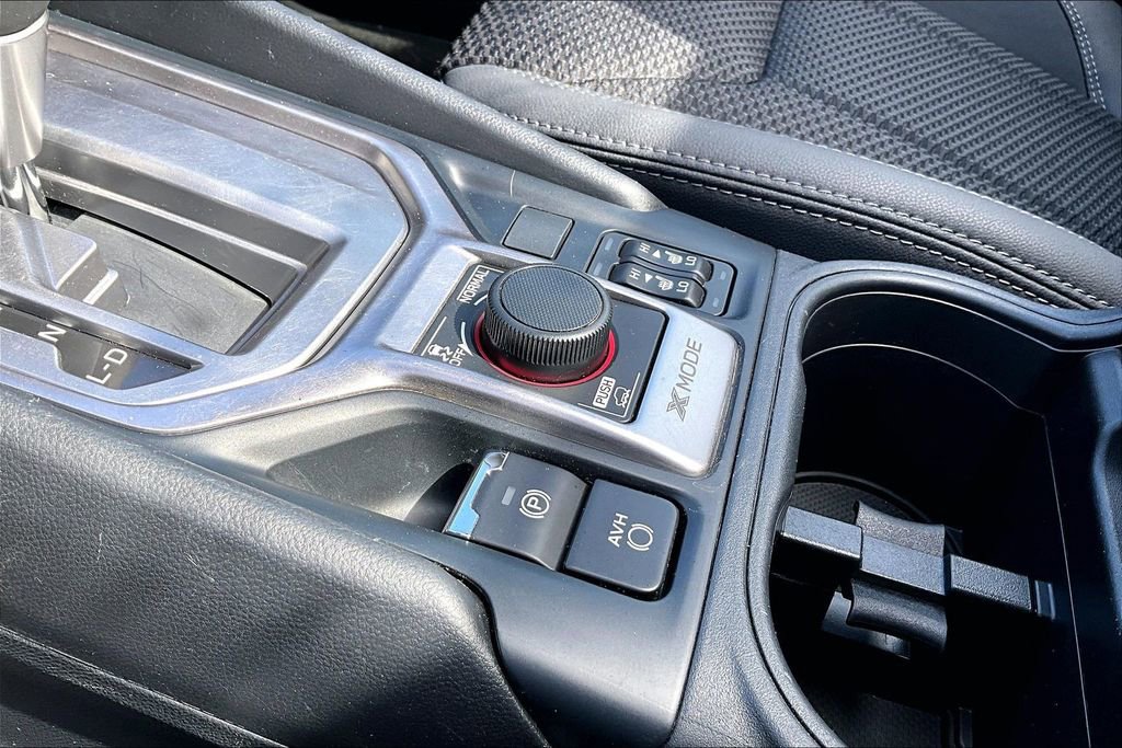 Used 2023 Subaru Forester Premium AWD/4WD image 38