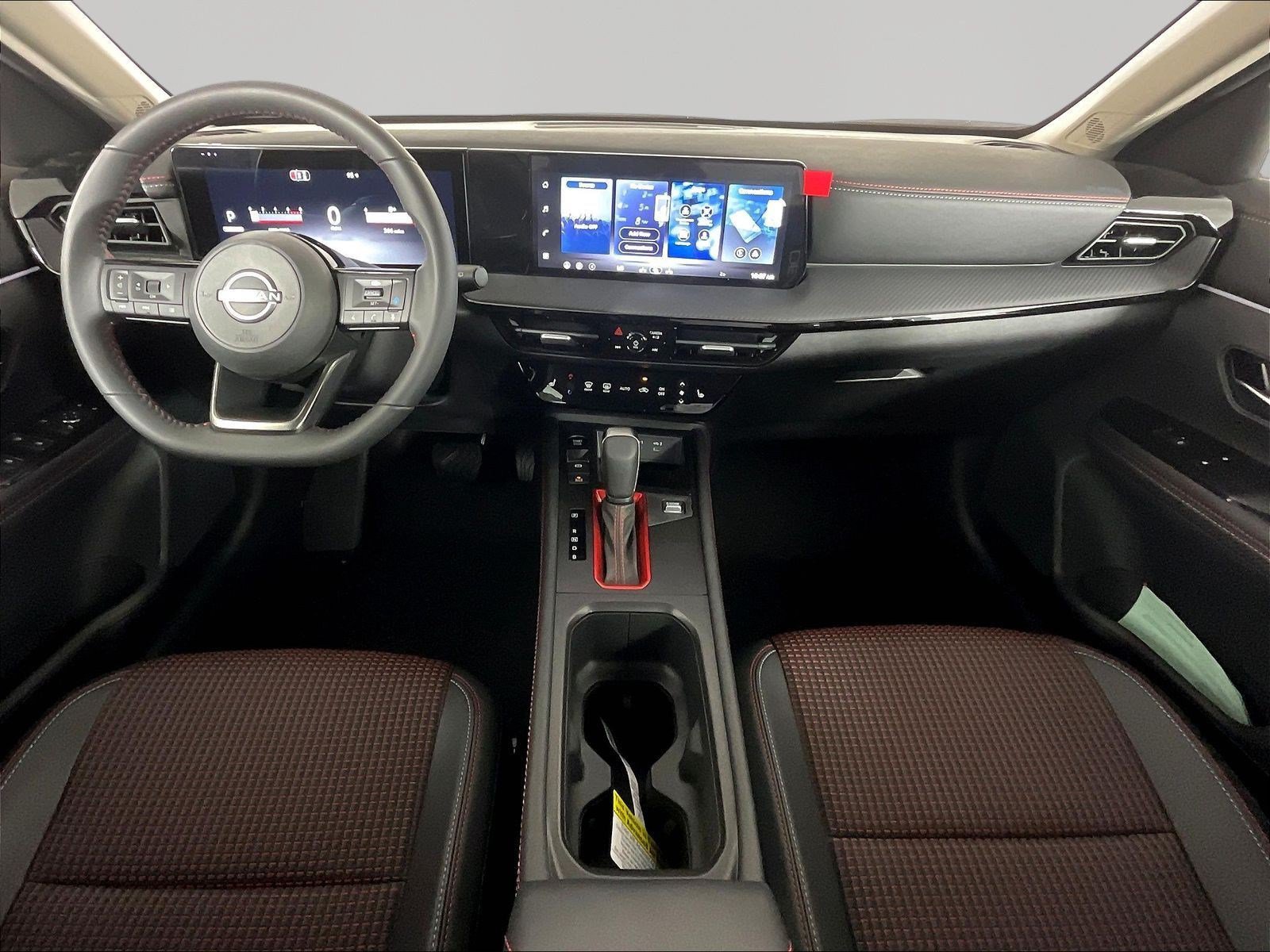 New 2026 Nissan Kicks SR w/ Cold Weather Package AWD/4WD image 10