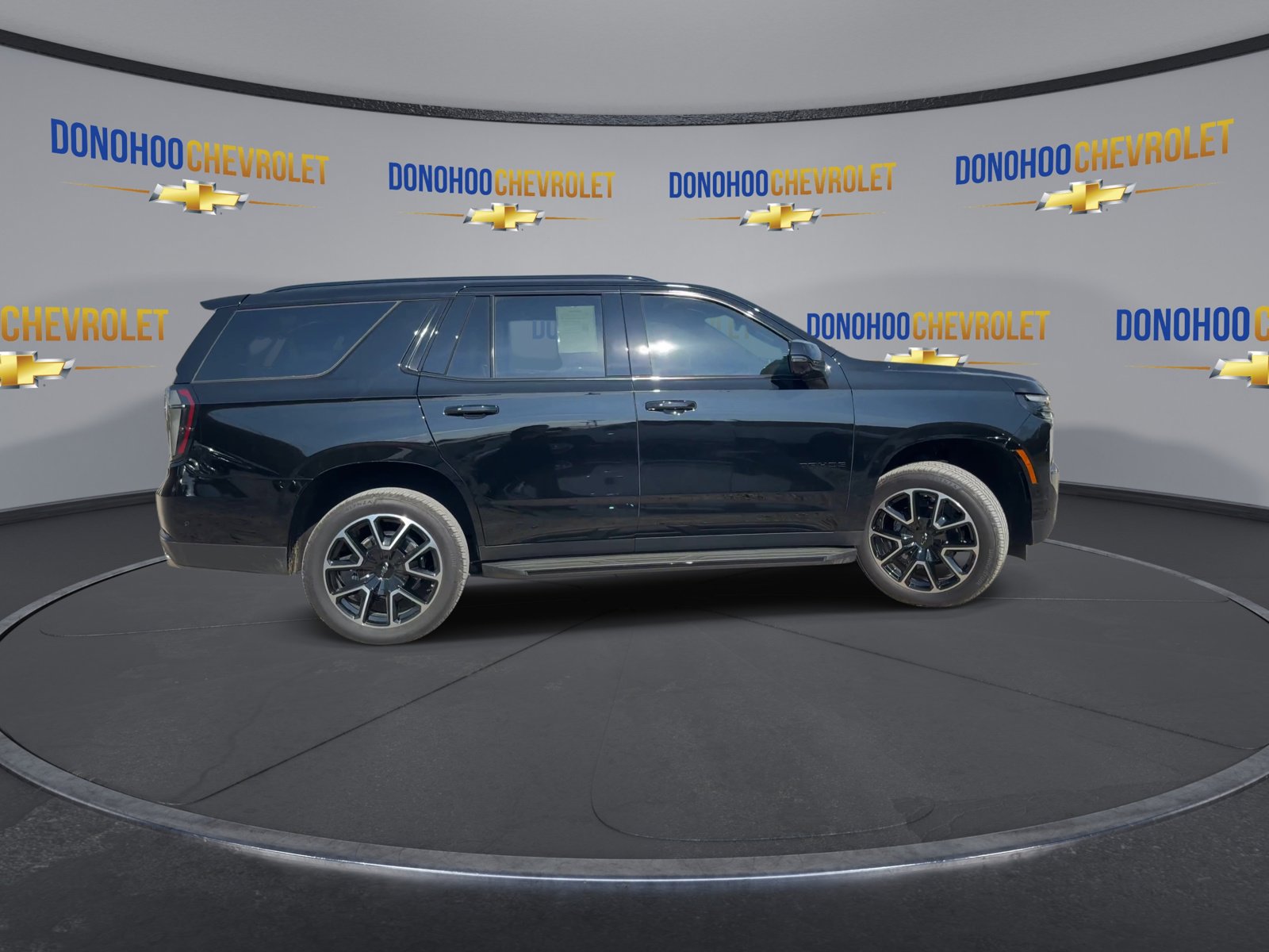 Used 2026 Chevrolet Tahoe RST w/ Comfort Package image 12
