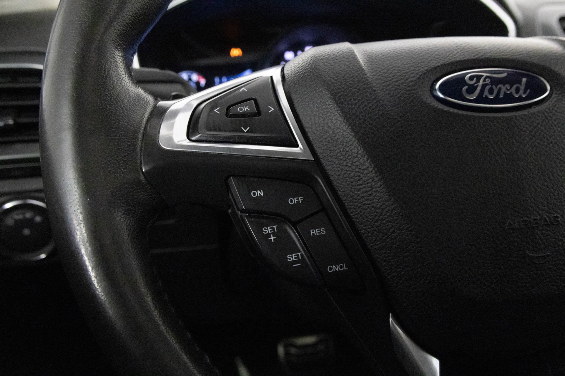 Used 2015 Ford Fusion Titanium image 28