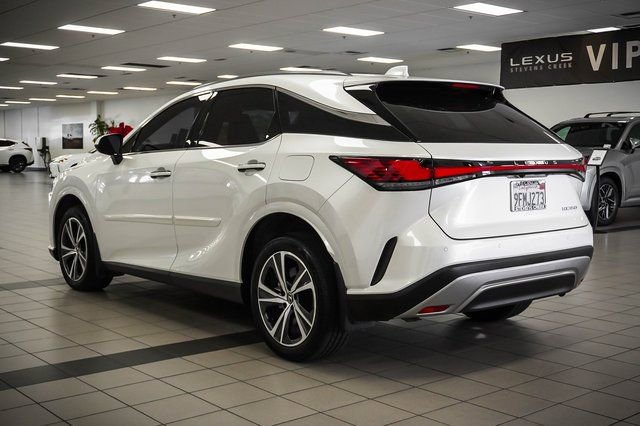Used 2023 Lexus RX 350 Premium w/ Cold Area Package image 8