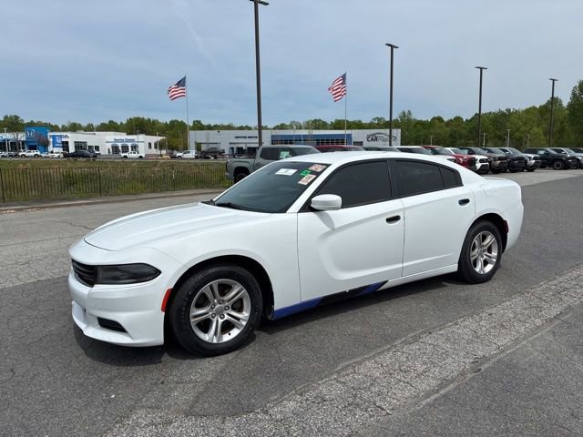 Used 2020 Dodge Charger SXT RWD image 4