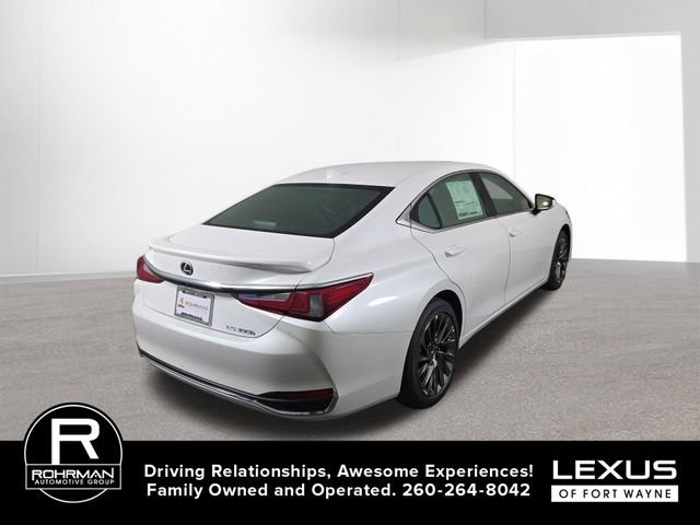 New 2025 Lexus ES 300h w/ Luxury Package image 7