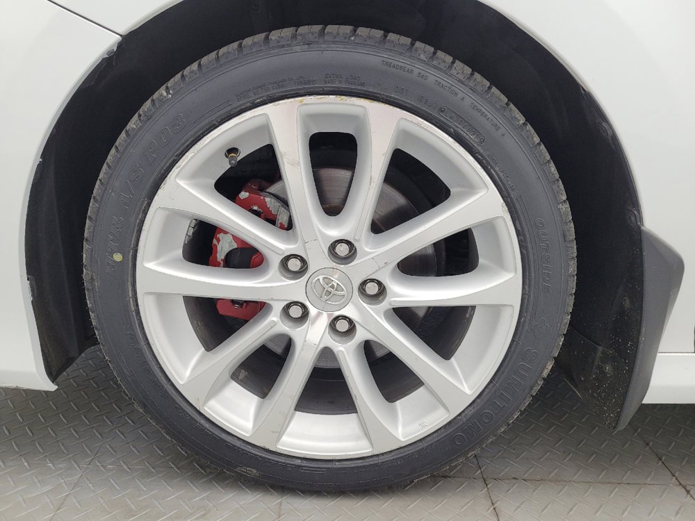 Used 2021 Toyota Camry XLE FWD image 31