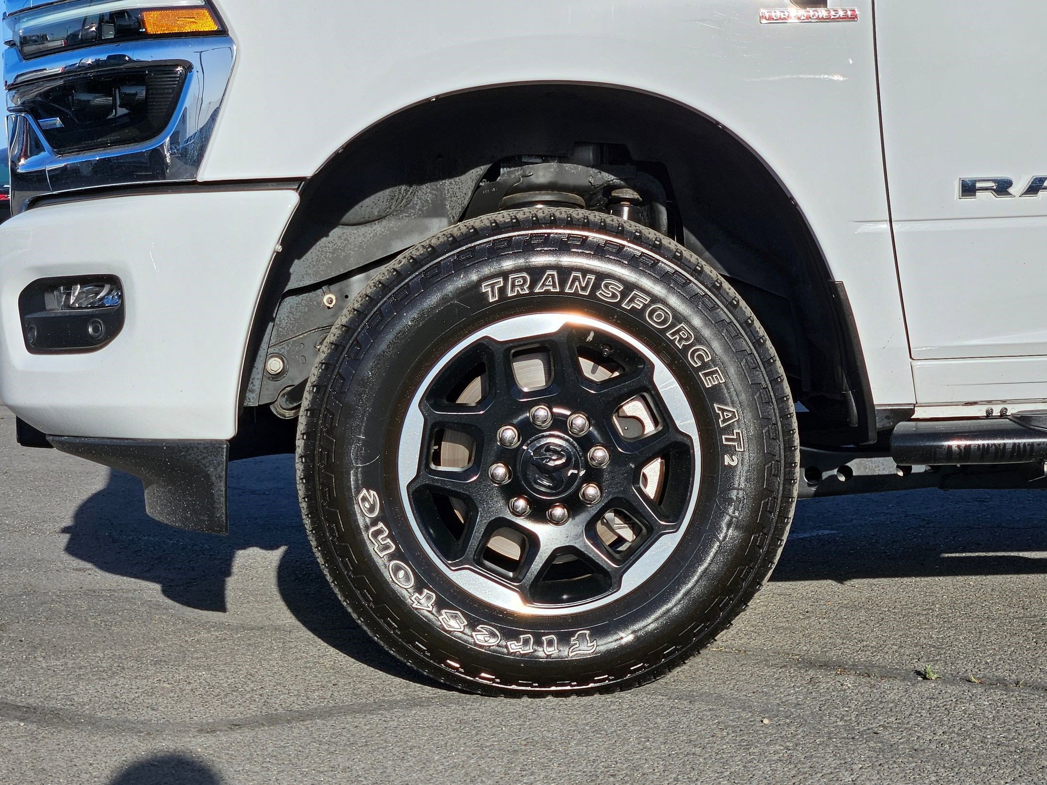 Used 2025 RAM 2500 Laramie AWD/4WD image 14