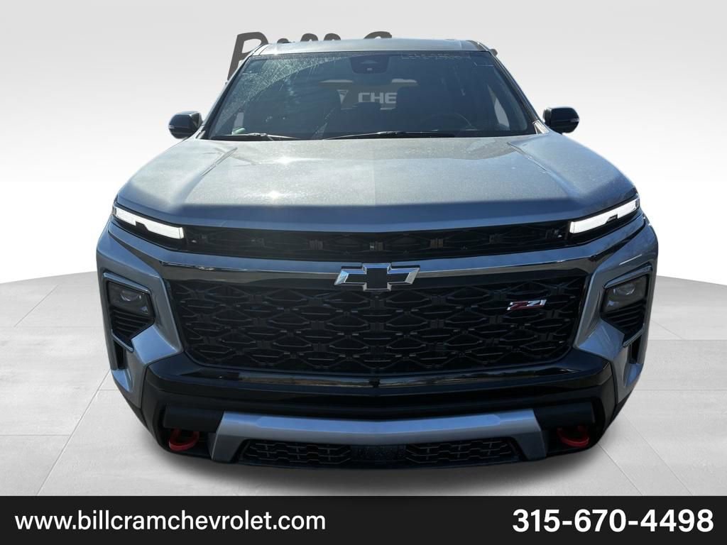 Used 2025 Chevrolet Traverse Z71 image 11