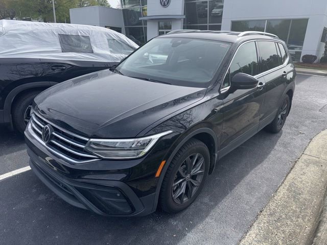 Used 2022 Volkswagen Tiguan SE image 8