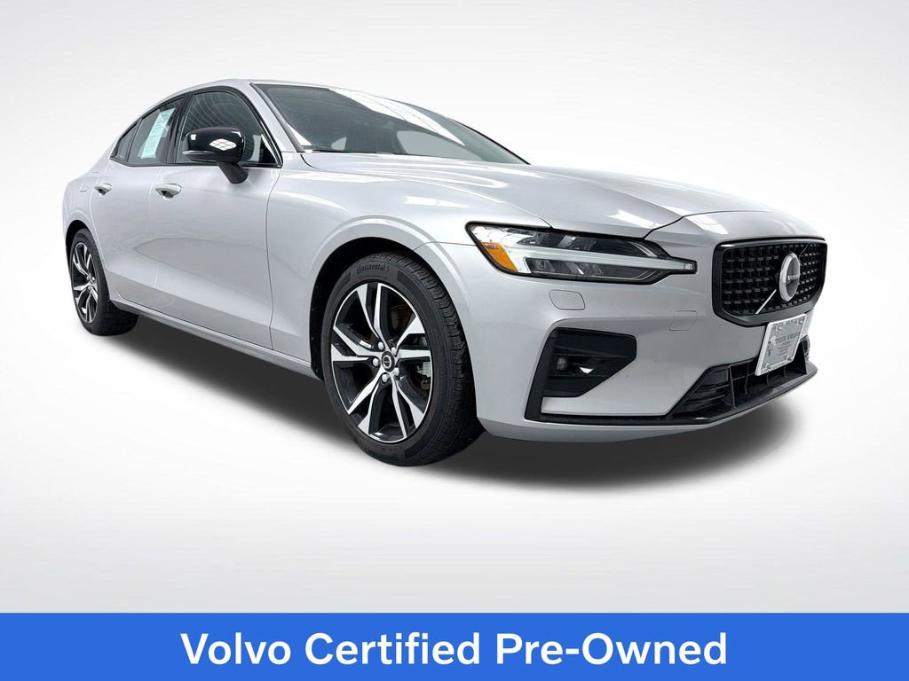 Used 2025 Volvo S60 B5 Core AWD/4WD image 1