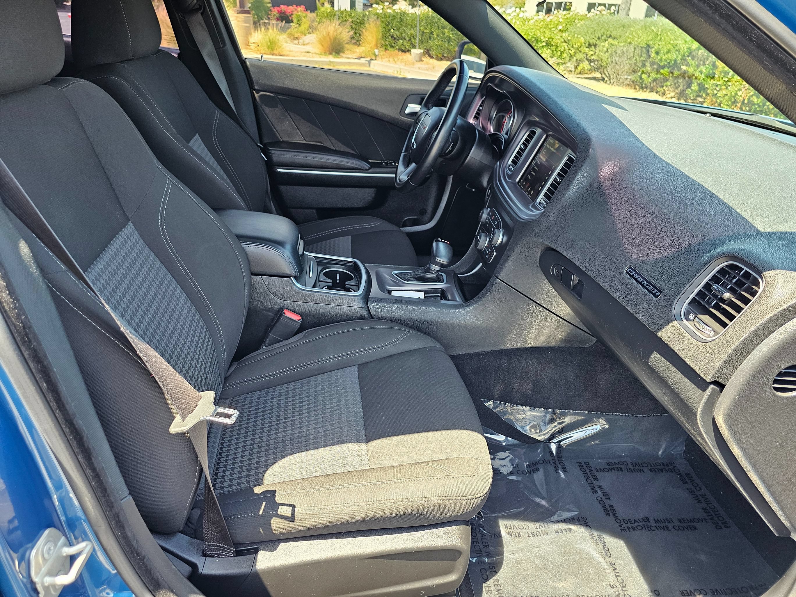 Used 2023 Dodge Charger SXT RWD image 25