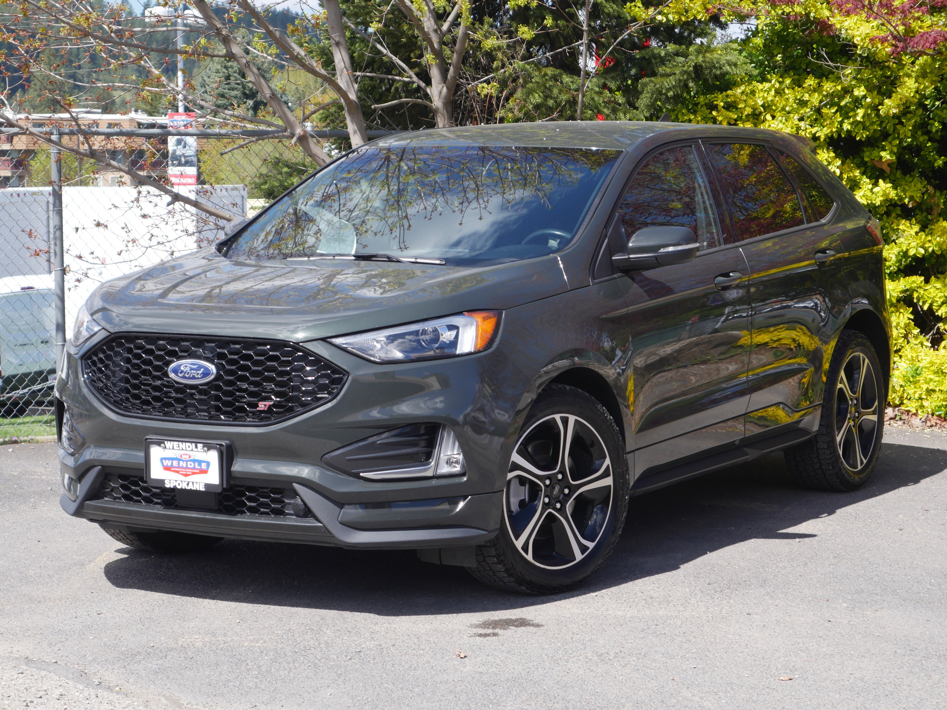 Used 2023 Ford Edge ST AWD/4WD image 2