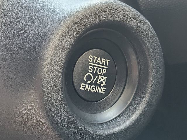 Used 2025 RAM ProMaster 2500 w/ Convenience Group image 21