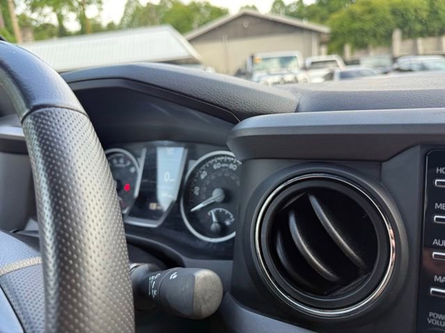 Used 2023 Toyota Tacoma TRD Sport AWD/4WD image 37