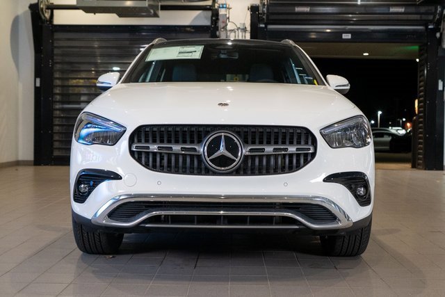 New 2026 Mercedes-Benz GLA 250 4MATIC image 2