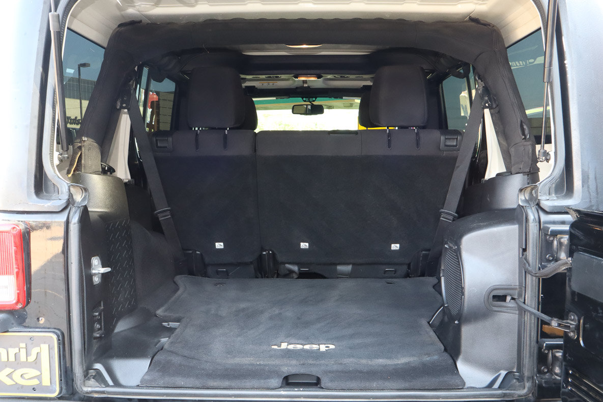 Used 2018 Jeep Wrangler Unlimited Sport S AWD/4WD image 24