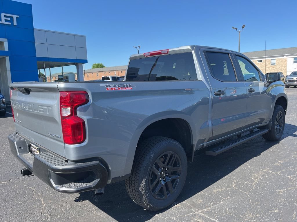 New 2026 Chevrolet Silverado 1500 Custom Trail Boss AWD/4WD image 6