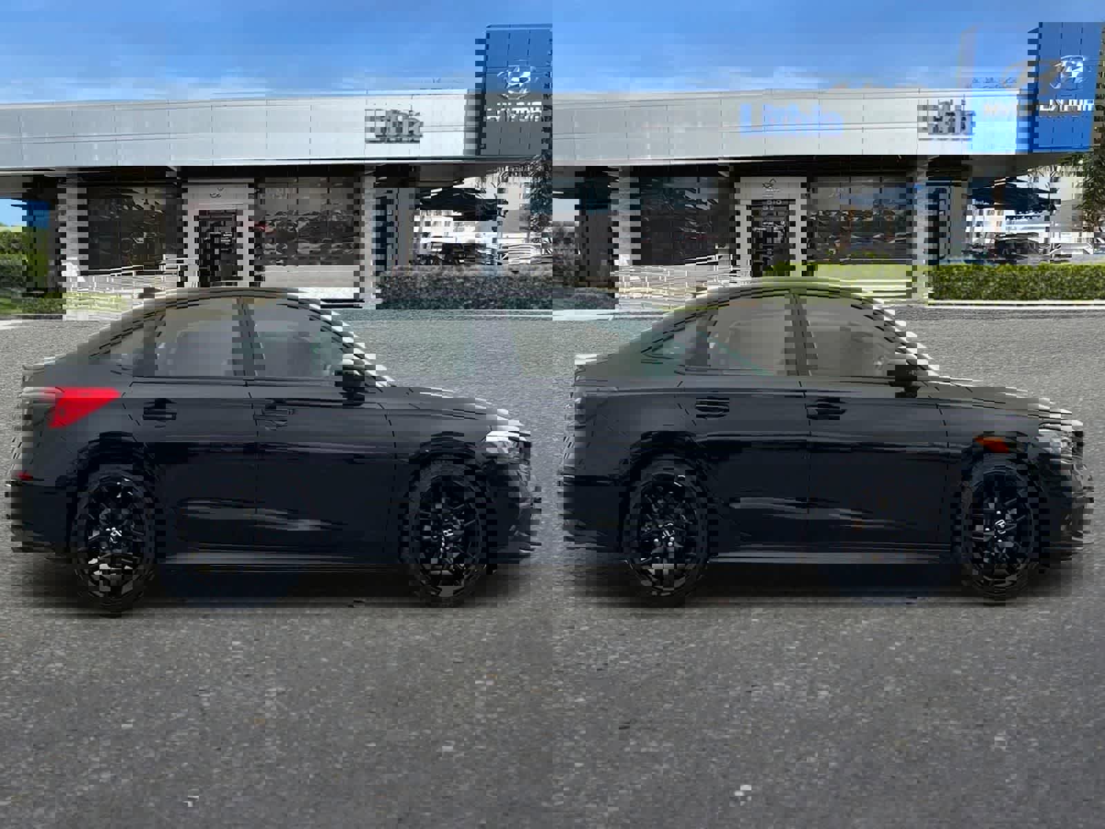 Used 2024 Honda Civic Sport image 9