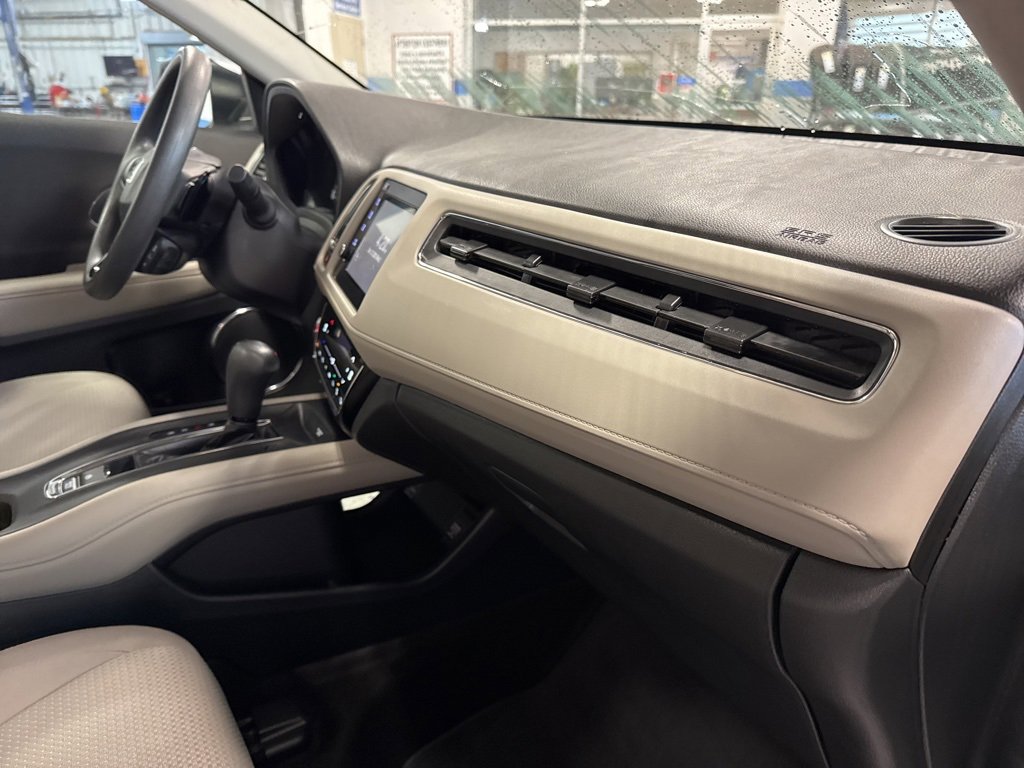 Used 2022 Honda HR-V EX image 32
