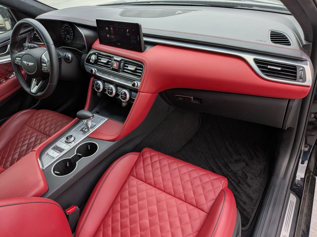Used 2023 Genesis G70 3.3T w/ Sport Prestige Package image 30