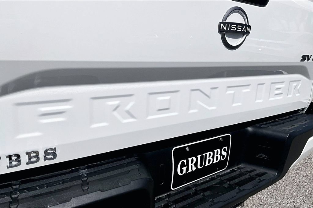 Used 2024 Nissan Frontier SV AWD/4WD image 42
