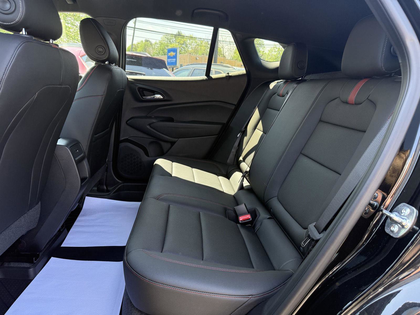 New 2025 Chevrolet Trax RS w/ Driver Confidence Package FWD image 20