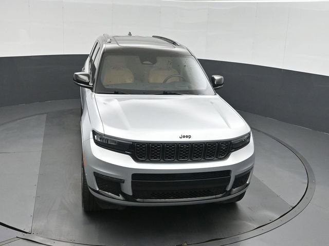 Used 2023 Jeep Grand Cherokee L Summit AWD/4WD image 40