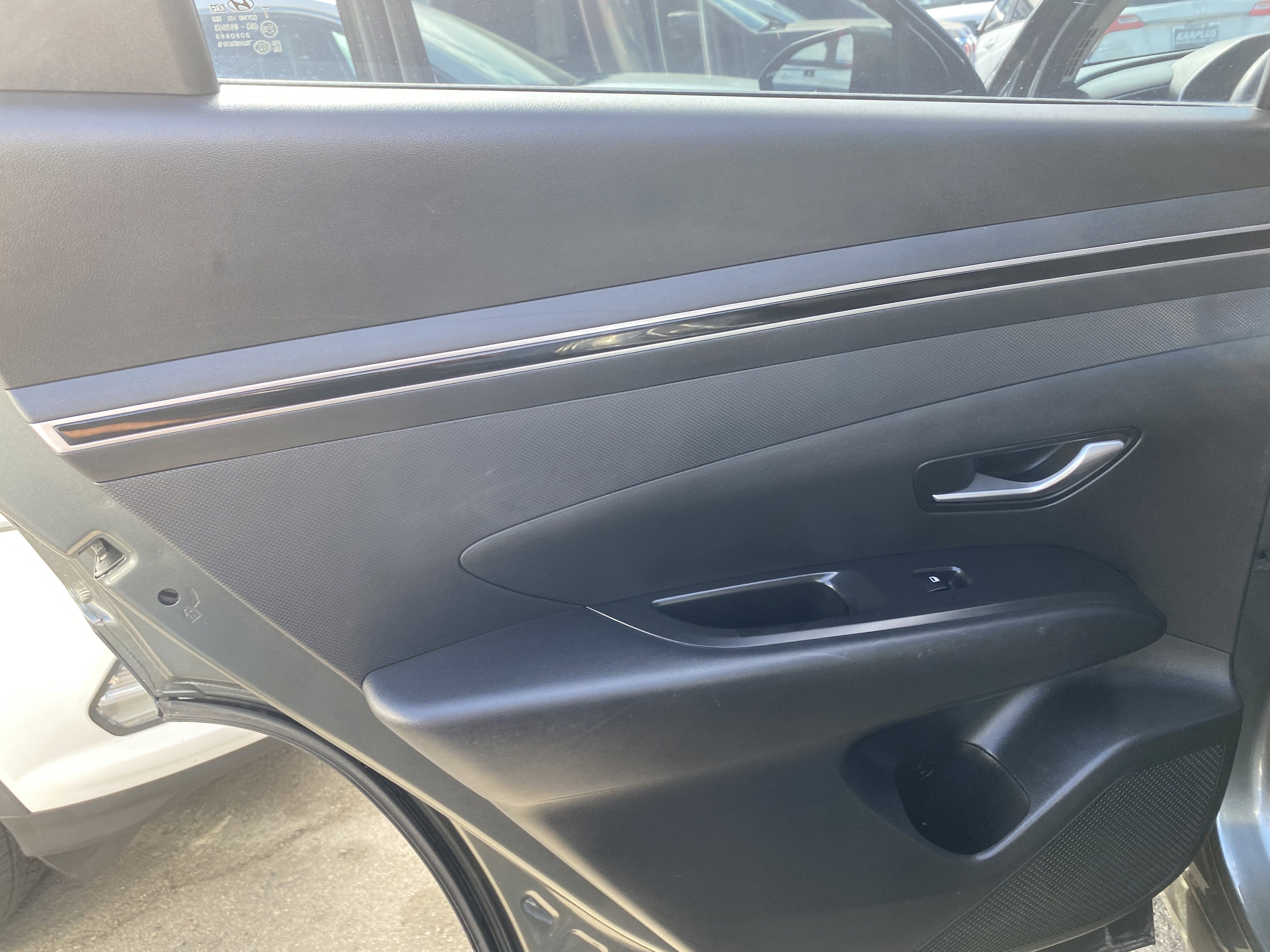 Used 2022 Hyundai Tucson SE image 16