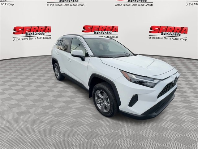 Used 2025 Toyota RAV4 XLE w/ Convenience Package image 3