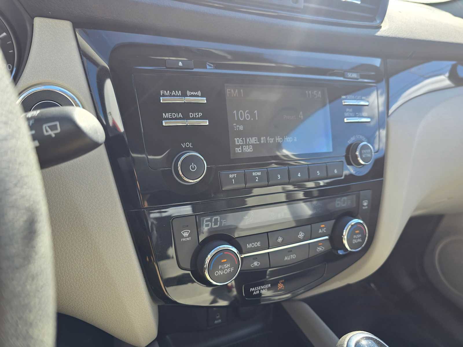 Used 2018 Nissan Rogue Sport SV image 26