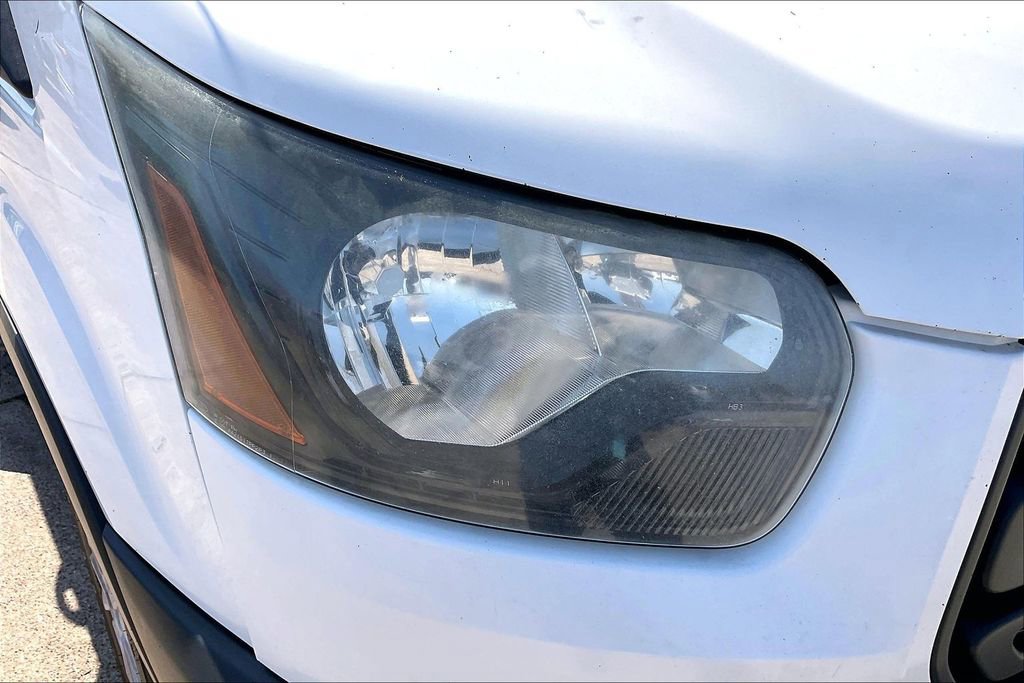 Used 2017 Ford Transit 350 XL image 28